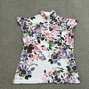 Kastel Denmark Watercolor Floral Flutter Sleeve Sun Shirt
Size Large
Equestrian